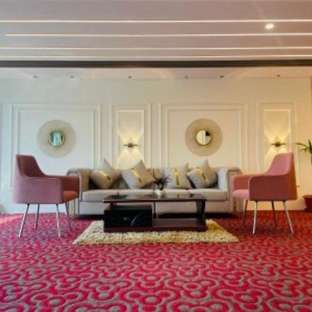 Vovo Hotels Yelahanka 外观 照片