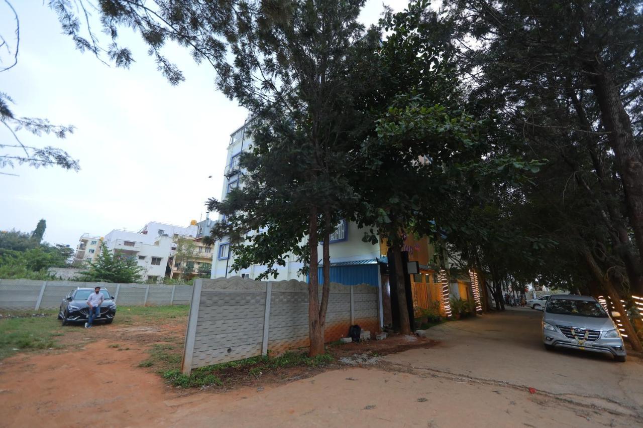 Vovo Hotels Yelahanka 外观 照片