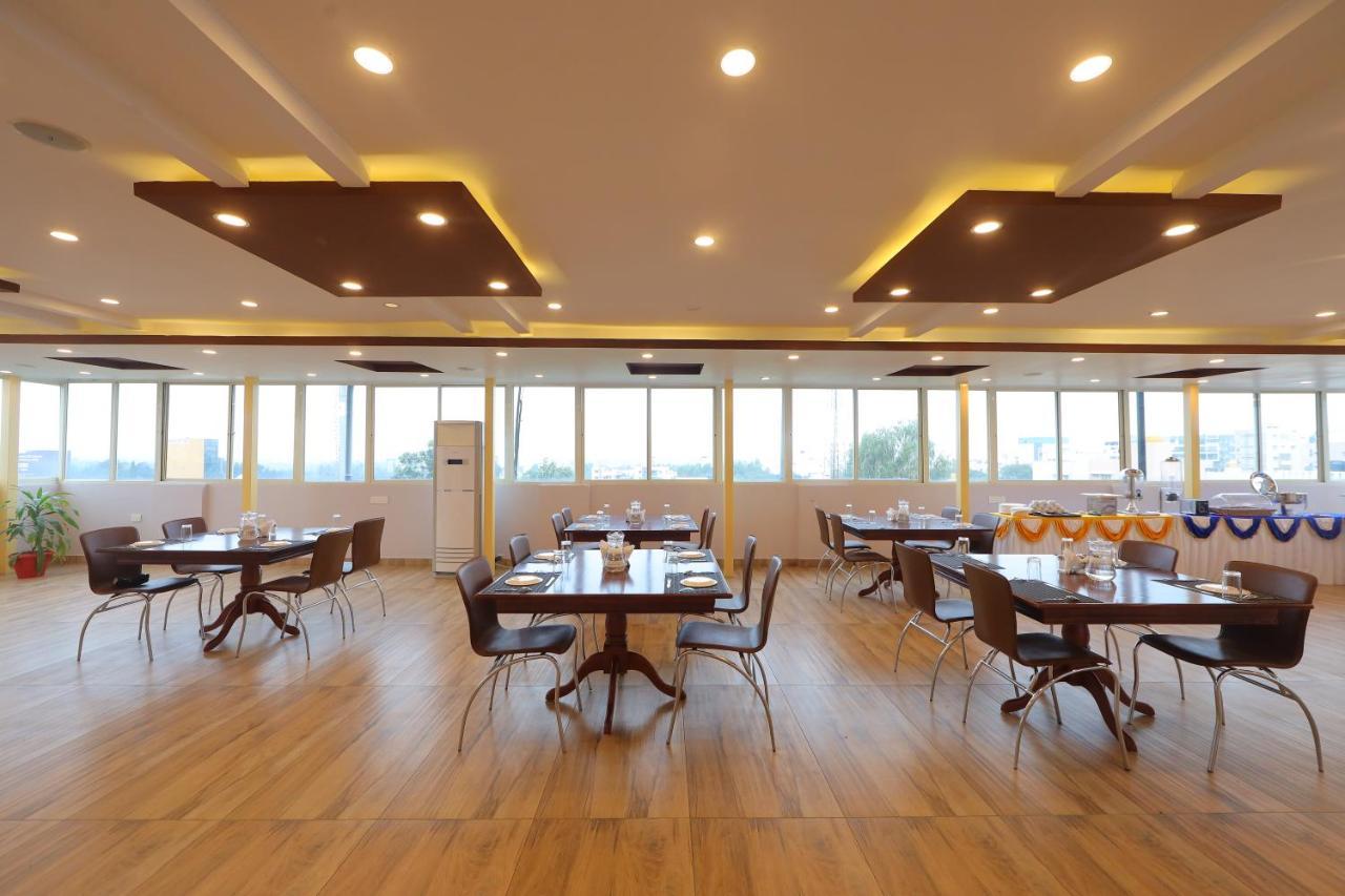 Vovo Hotels Yelahanka 外观 照片