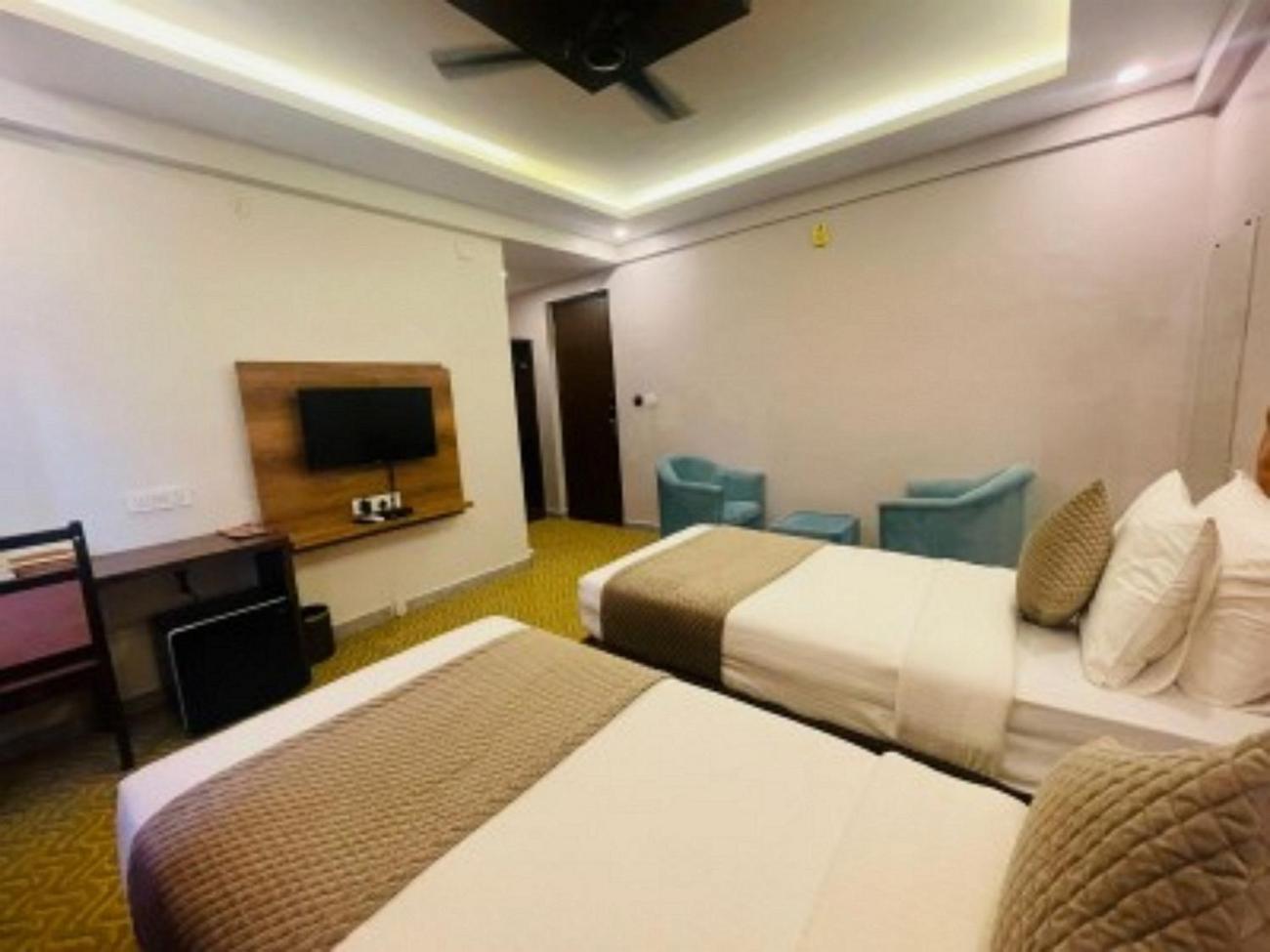 Vovo Hotels Yelahanka 外观 照片