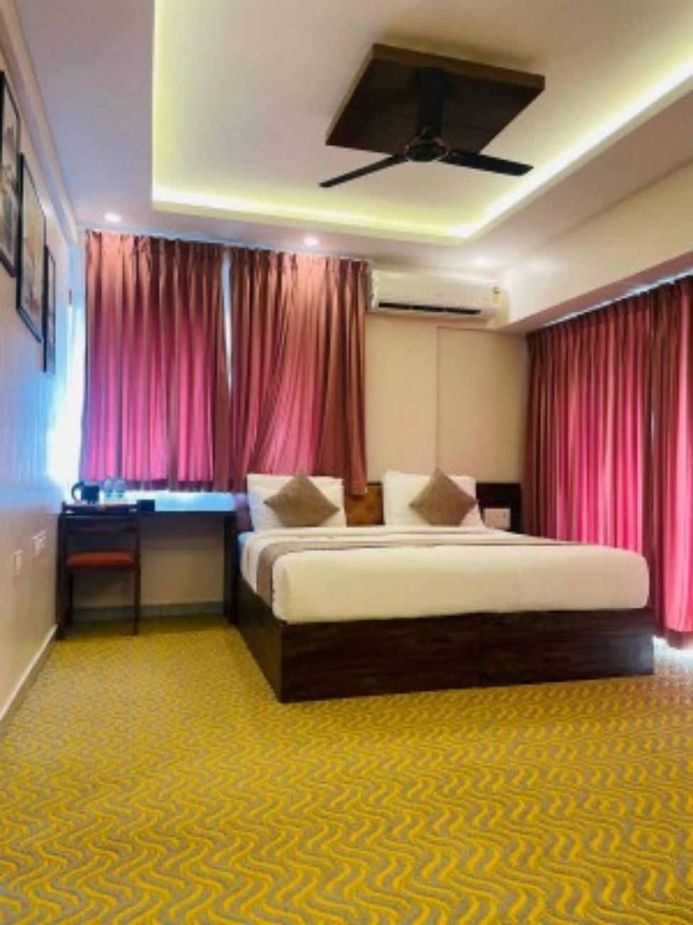 Vovo Hotels Yelahanka 外观 照片