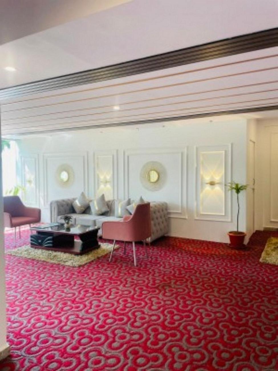Vovo Hotels Yelahanka 外观 照片