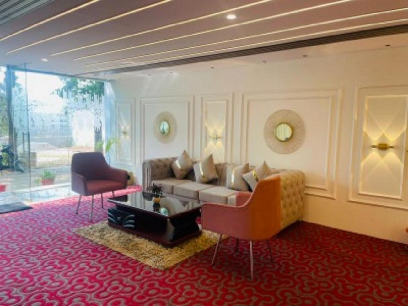 Vovo Hotels Yelahanka 外观 照片